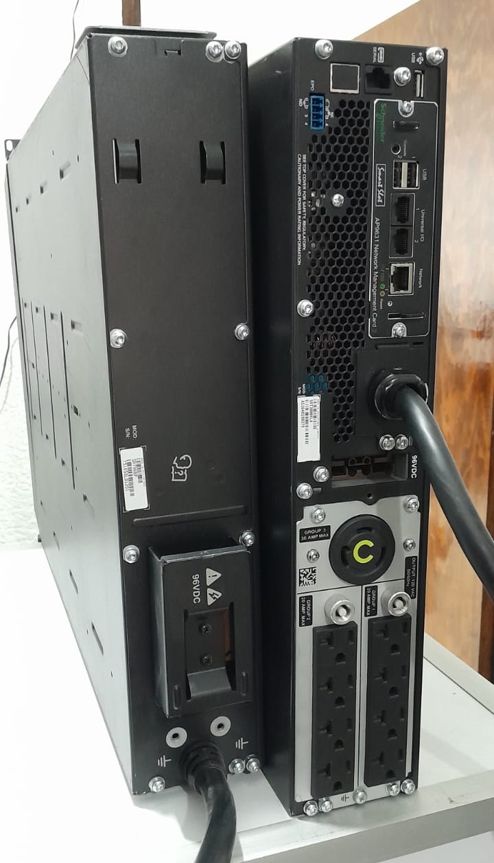 UPS APC SRT3000XLA - Imagen 3